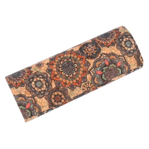 Japan style glasses case with magnetic closure