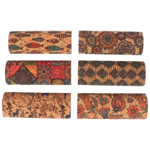 Japan style glasses case with magnetic closure