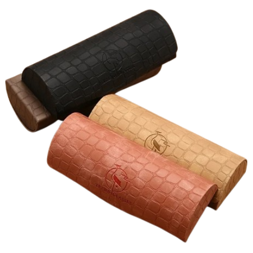 Vintage leather glasses case with magnetic closure