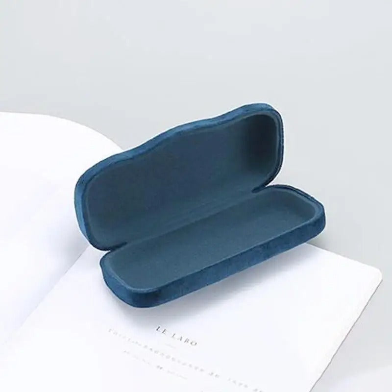 Velvet glasses case