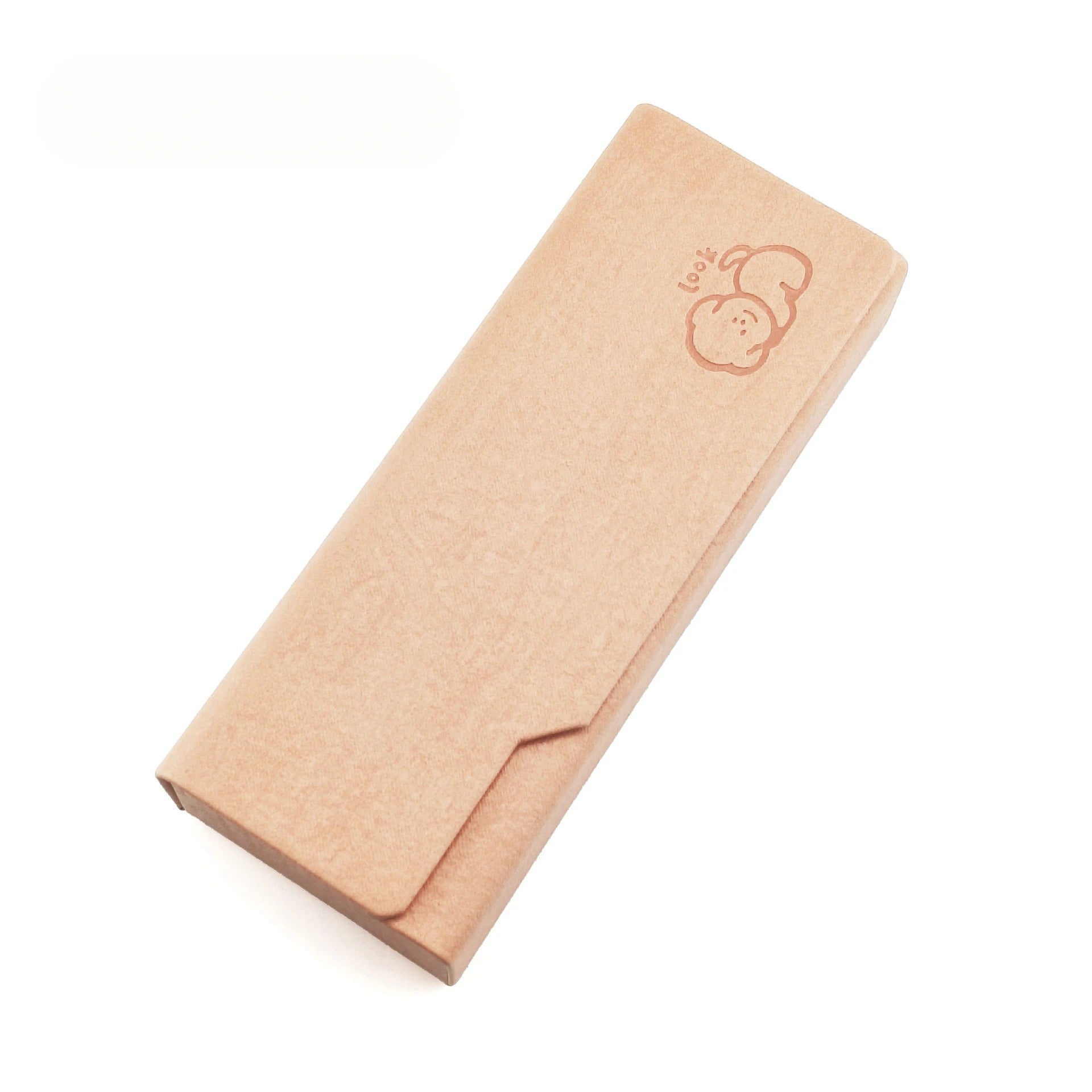 Rectangular glasses case with magnetic closure